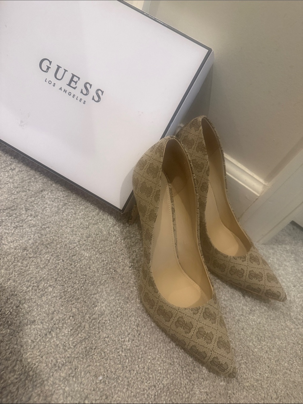GUESS Tan Logo Pointed Toe Pumps- never worn!